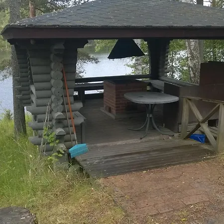 Camping Cottages Kyyronkaita 假日公园 *