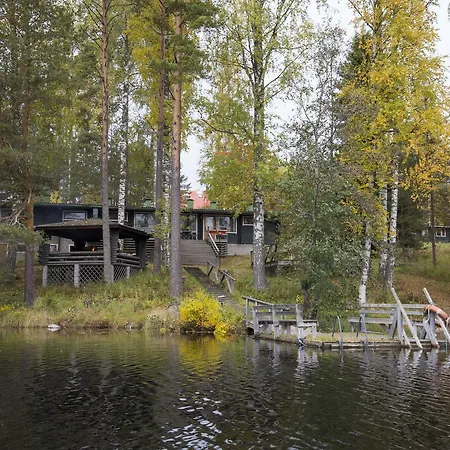 假日公园 Camping Cottages Kyyronkaita *